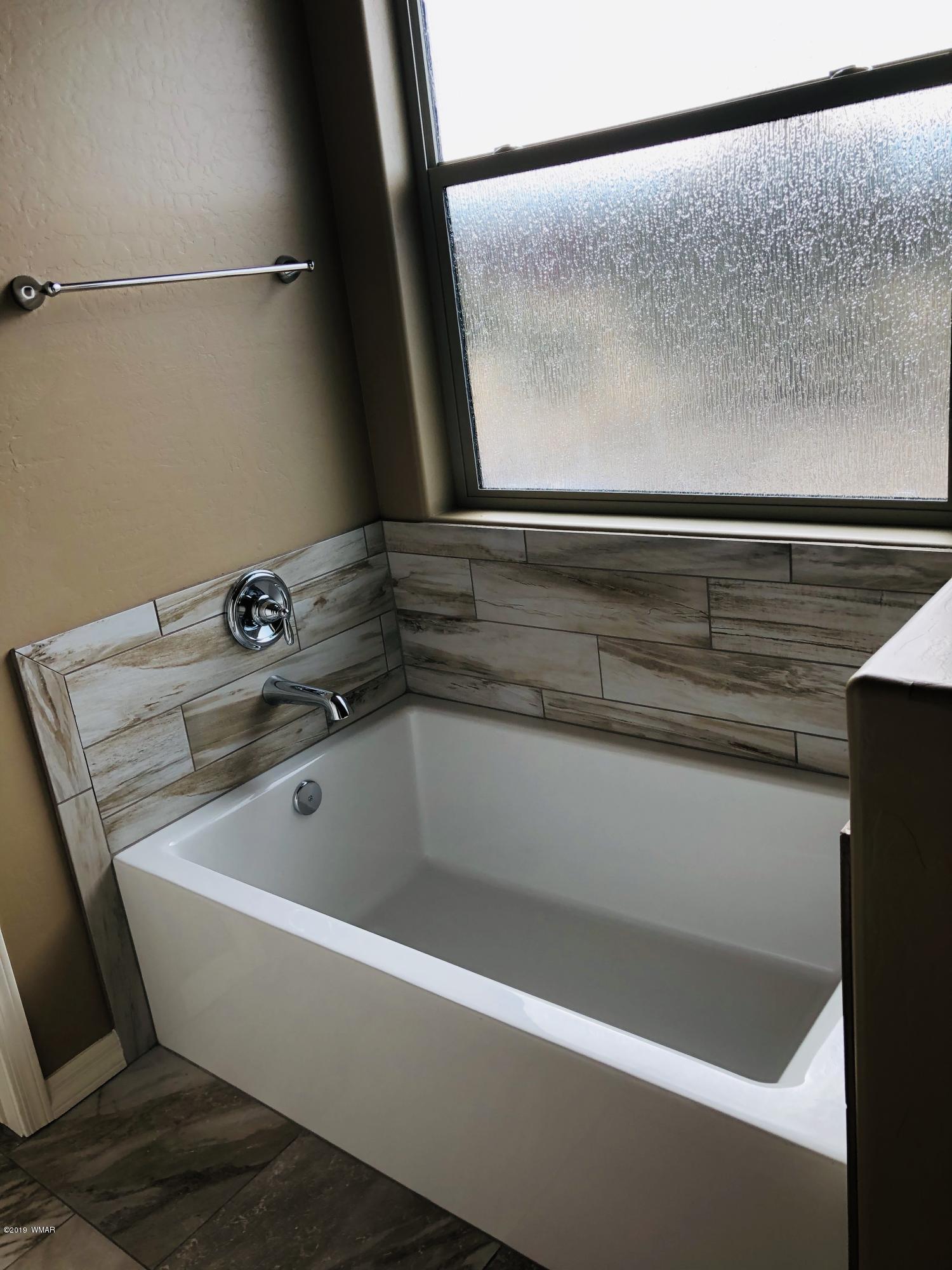 541 South Rock Ridge Drive Show Low, AZ 85901 - Photo 33 of 44