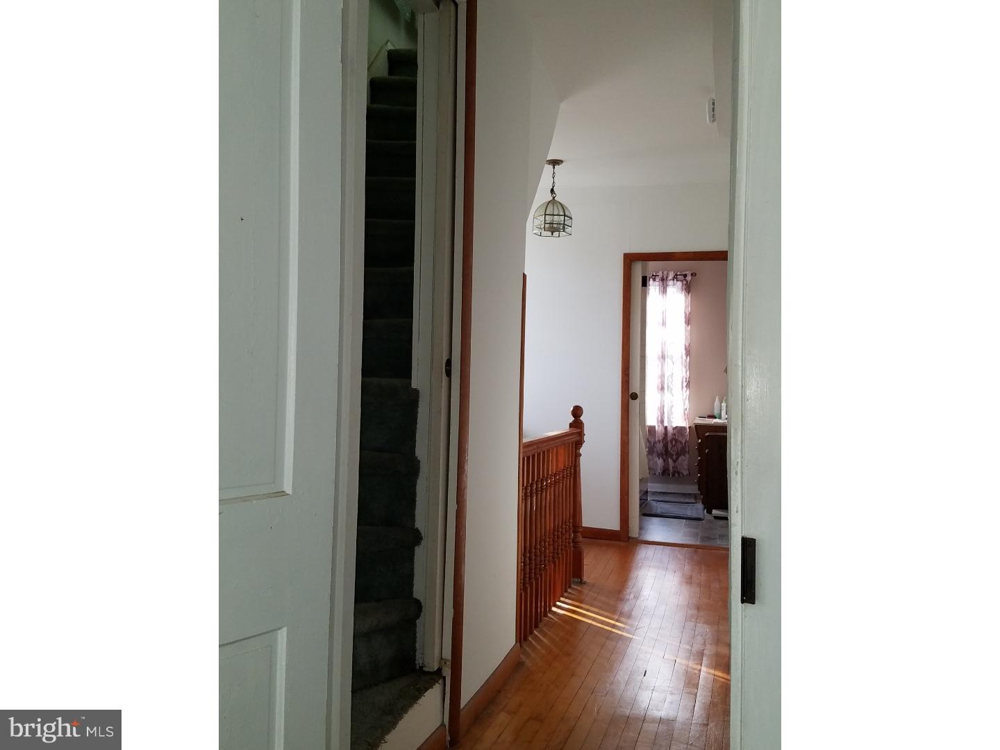 492 Red Lion Road Southampton, NJ 08088 - Photo 8 of 16 Hallway