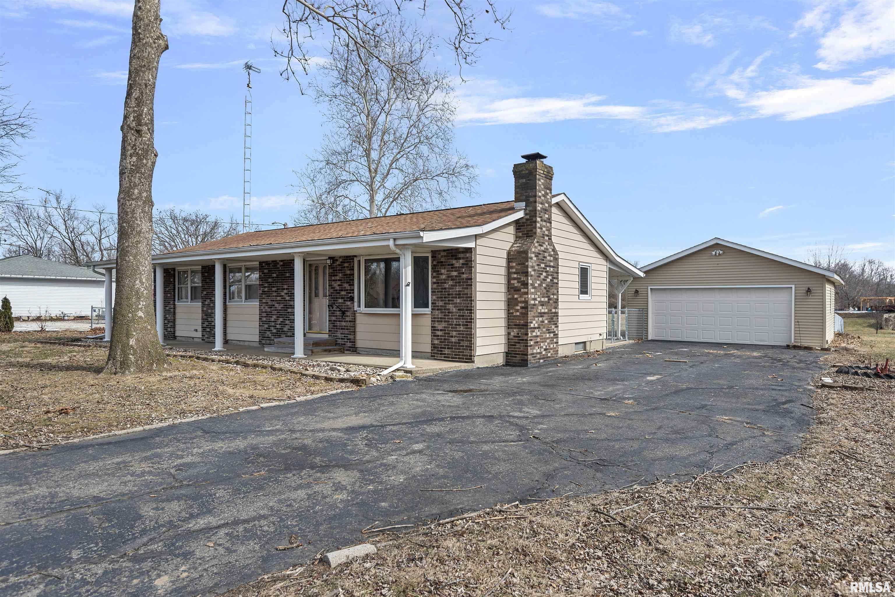 8122 South Vigal Road Pawnee, IL 62558 - Photo 1 of 50
