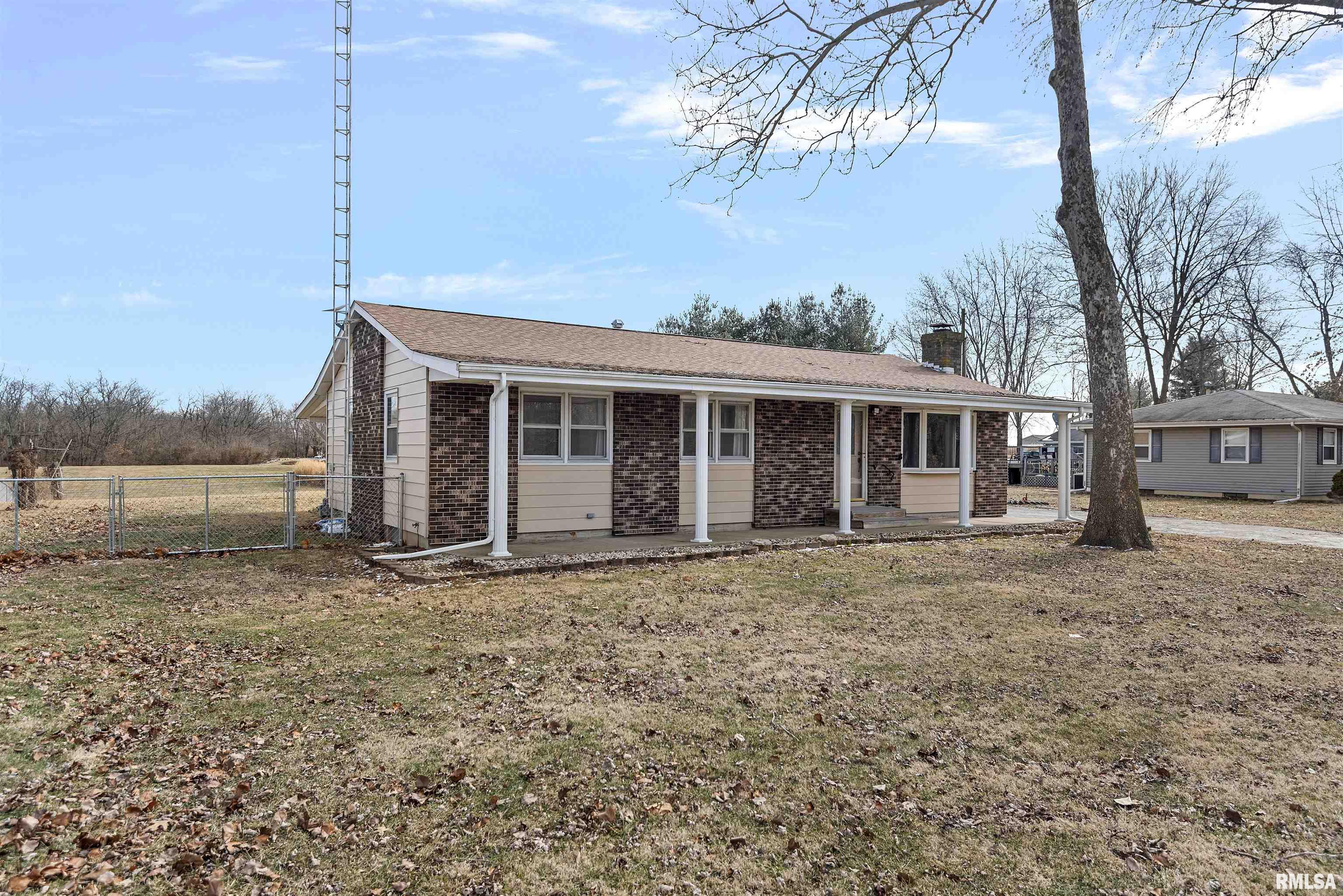 8122 South Vigal Road Pawnee, IL 62558 - Photo 18 of 50