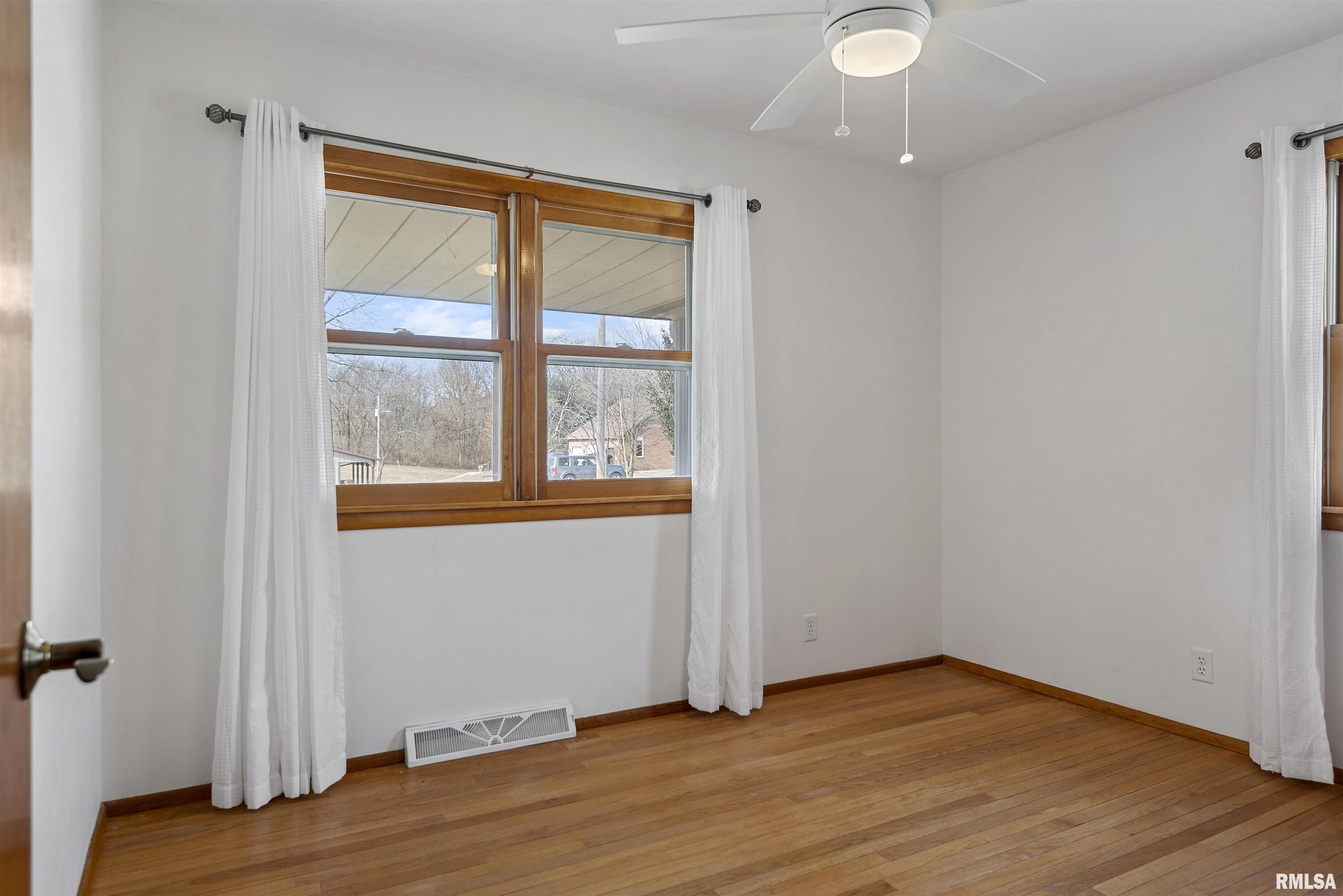 8122 South Vigal Road Pawnee, IL 62558 - Photo 27 of 50
