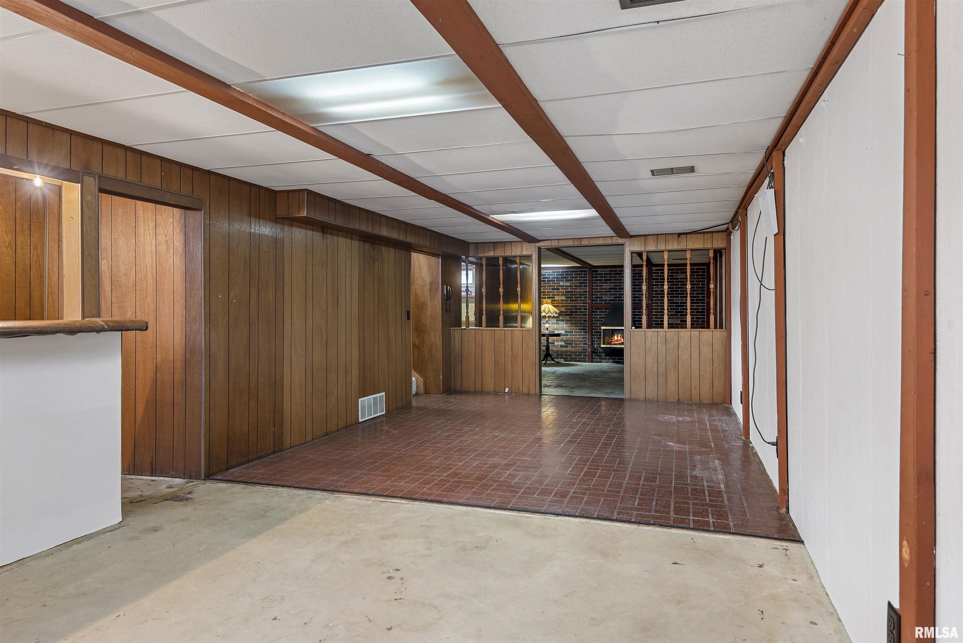 8122 South Vigal Road Pawnee, IL 62558 - Photo 35 of 50