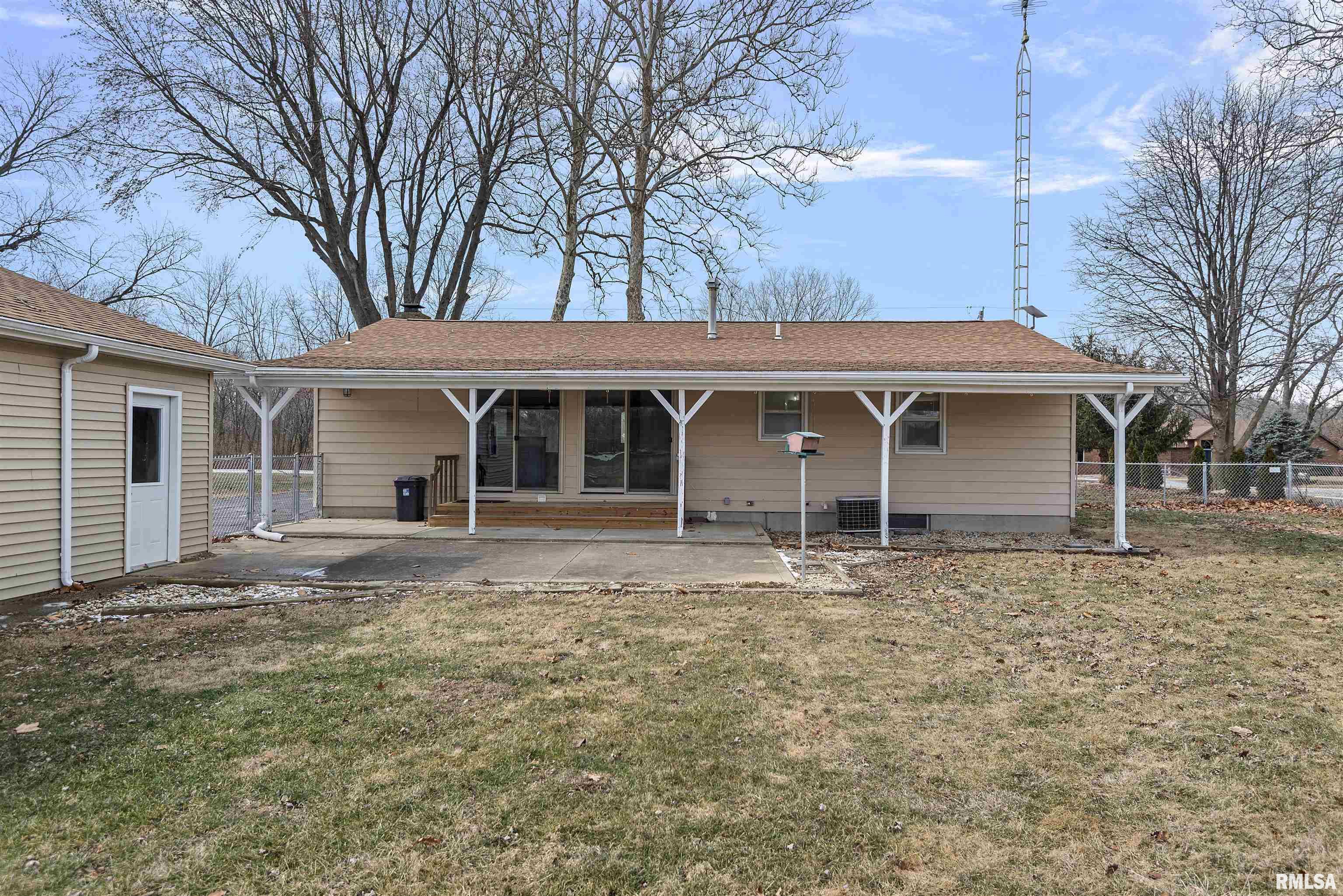 8122 South Vigal Road Pawnee, IL 62558 - Photo 44 of 50