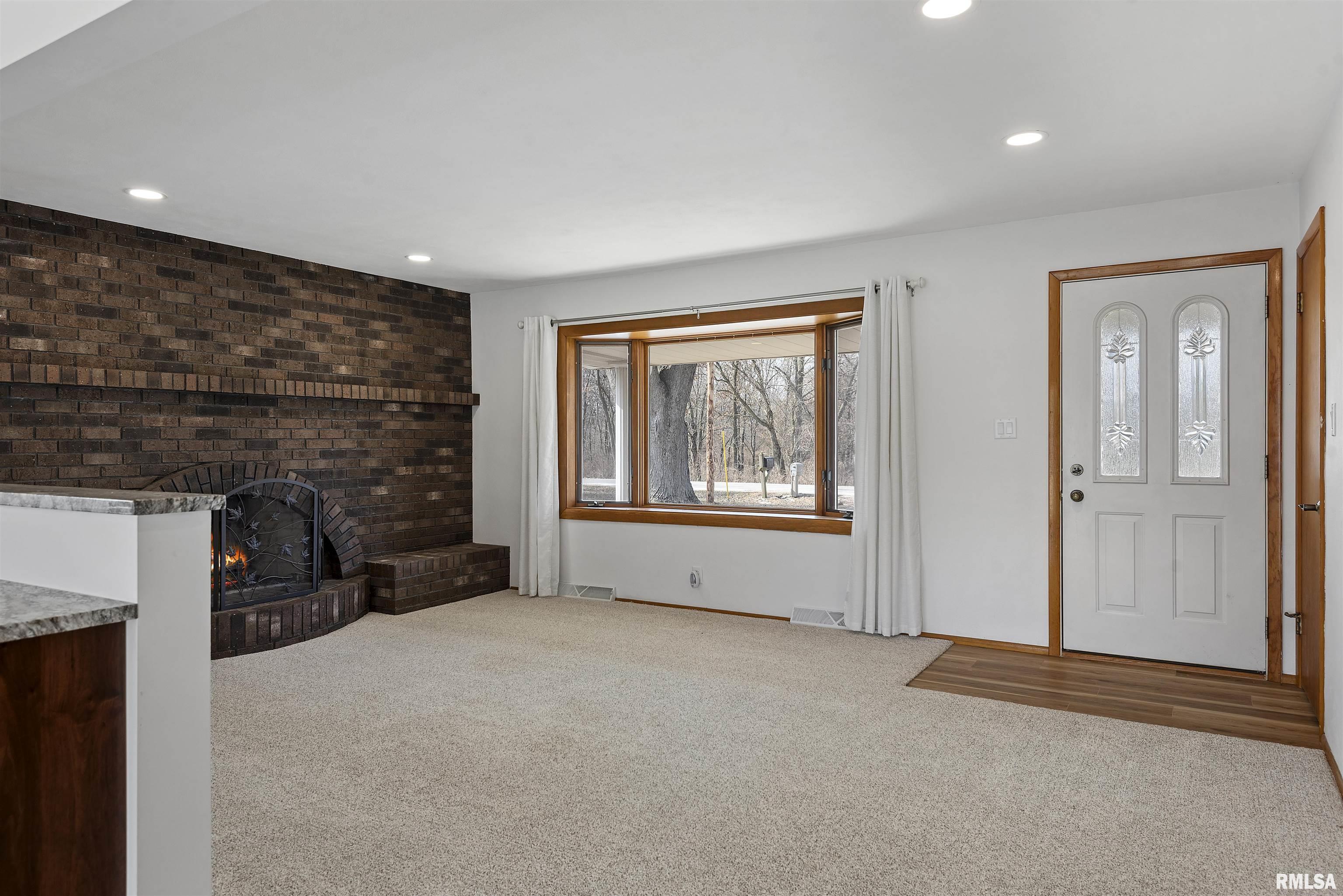 8122 South Vigal Road Pawnee, IL 62558 - Photo 6 of 50