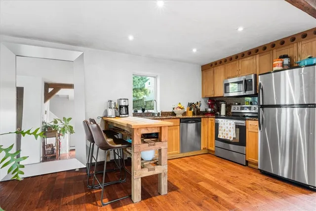 $845,000 | 5 Bowser Court, Newport, RI 02840