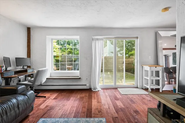 $795,000 | 5 Bowser Court, Newport, RI 02840