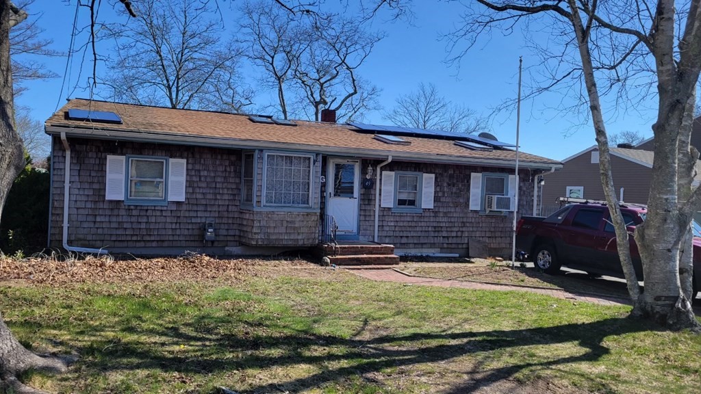 49 Hacker Street, Fairhaven, MA 02719 Compass