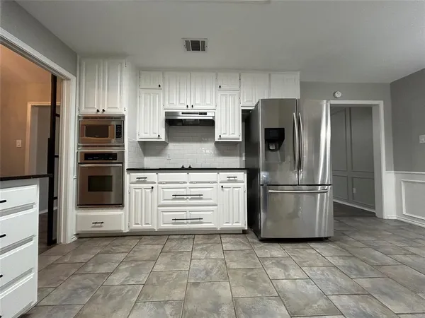 $2,795 | 6845 Inwood Drive, North Richland Hills, TX 76182