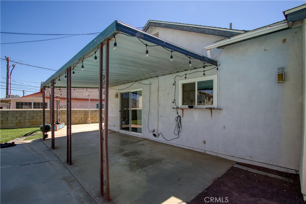 1034 Thompson Avenue Banning, CA 92220 - Photo 16 of 24 a view of a house with a street