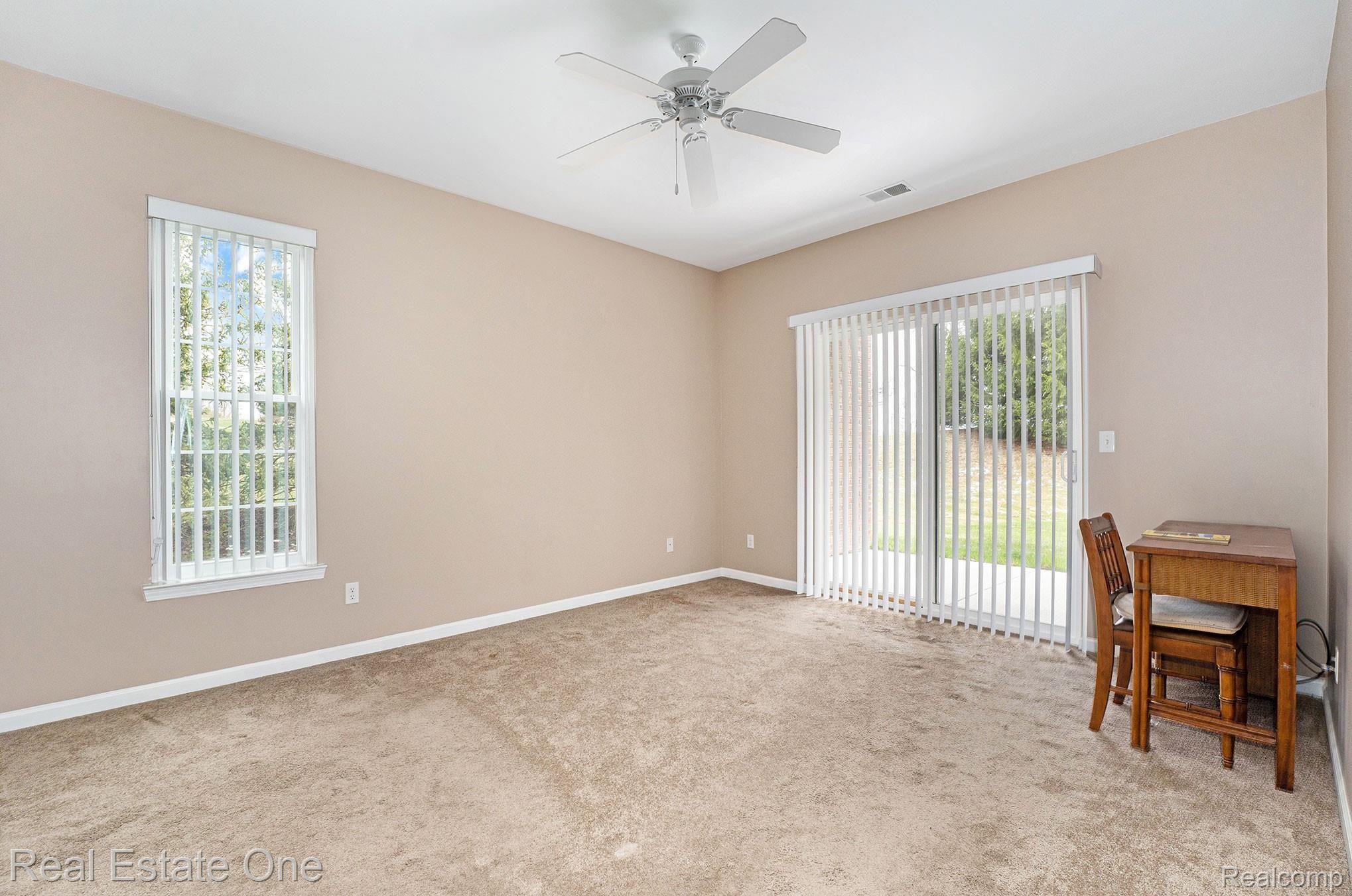 1794 Flagstone Circle Rochester, MI 48307 - Photo 13 of 25 DSC00354.jpg