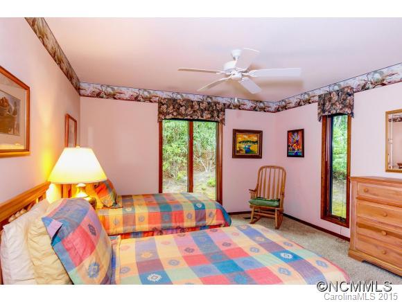 292 Cheulah Road Brevard, NC 28712 - Photo 19 of 24 Gallery Image 19