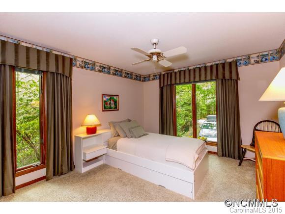 292 Cheulah Road Brevard, NC 28712 - Photo 21 of 24 Gallery Image 21