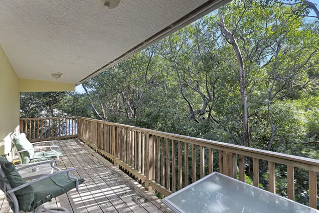 $845,000 | 235 Buttonwood Shores Drive, Key Largo, FL 33037