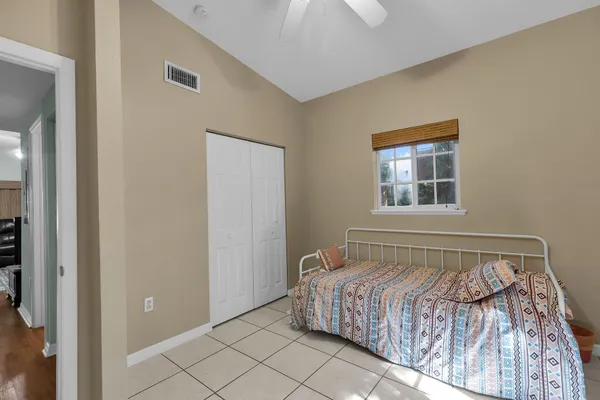 $819,000 | 235 Buttonwood Shores Drive, Key Largo, FL 33037