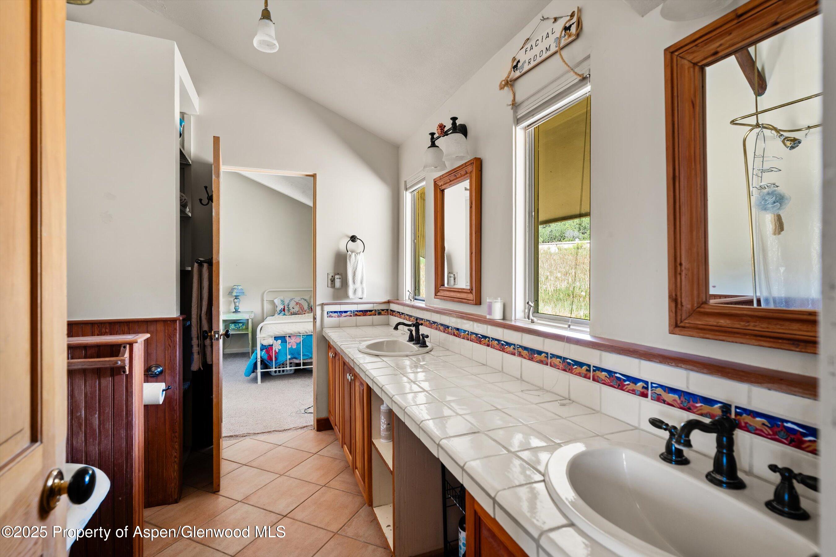 14 Fender Lane Carbondale, CO 81623 - Photo 21 of 45 Main House Guest Bathroom