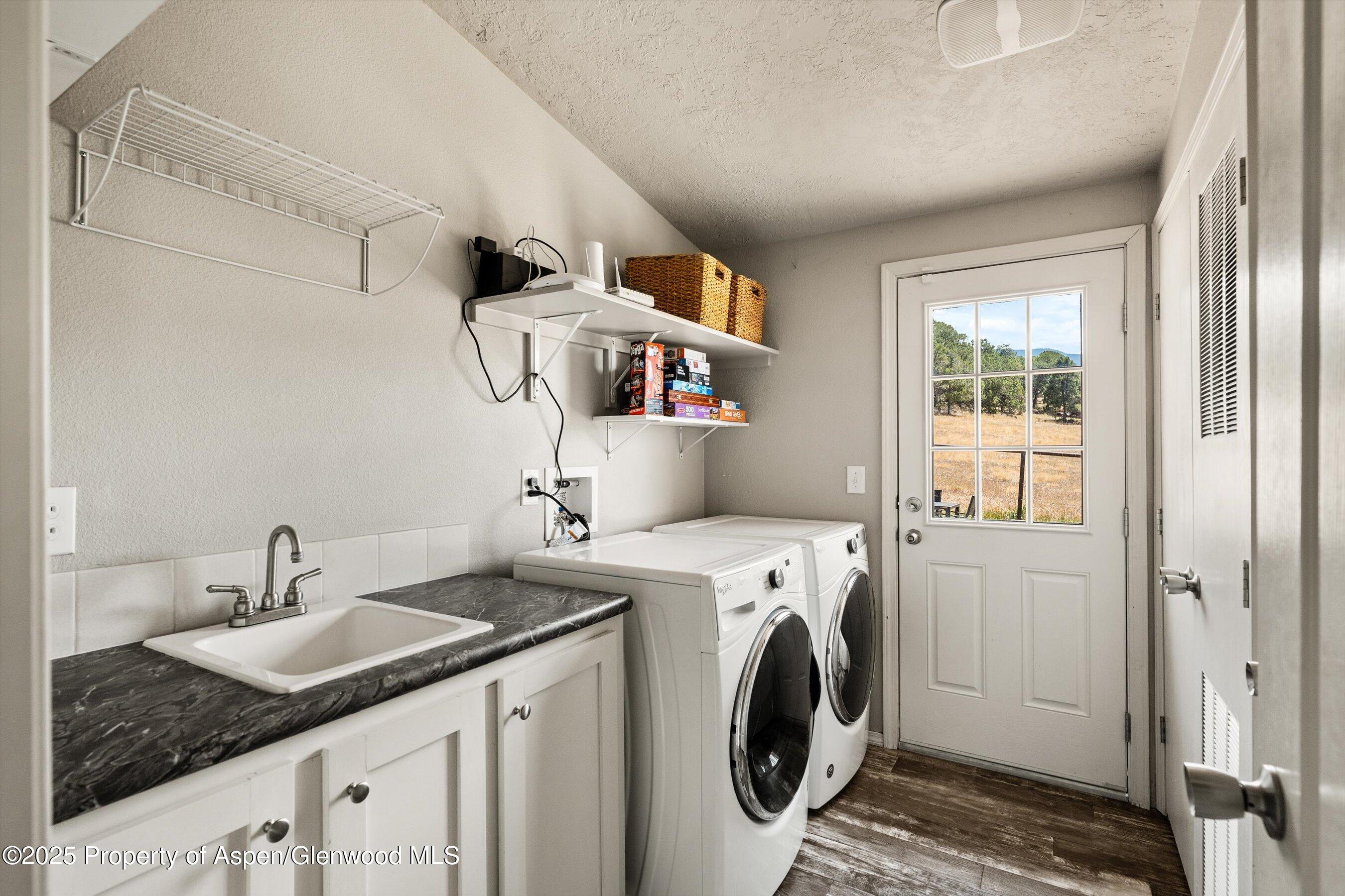 14 Fender Lane Carbondale, CO 81623 - Photo 37 of 45 Modular Home Laundry Room