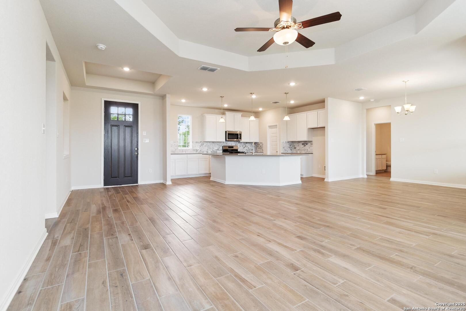 20987 Pleasanton Road San Antonio, TX 78264 - Photo 5 of 29