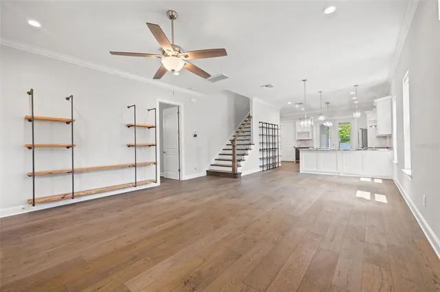 $890,000 | 625 38th Avenue North, St. Petersburg, FL 33704