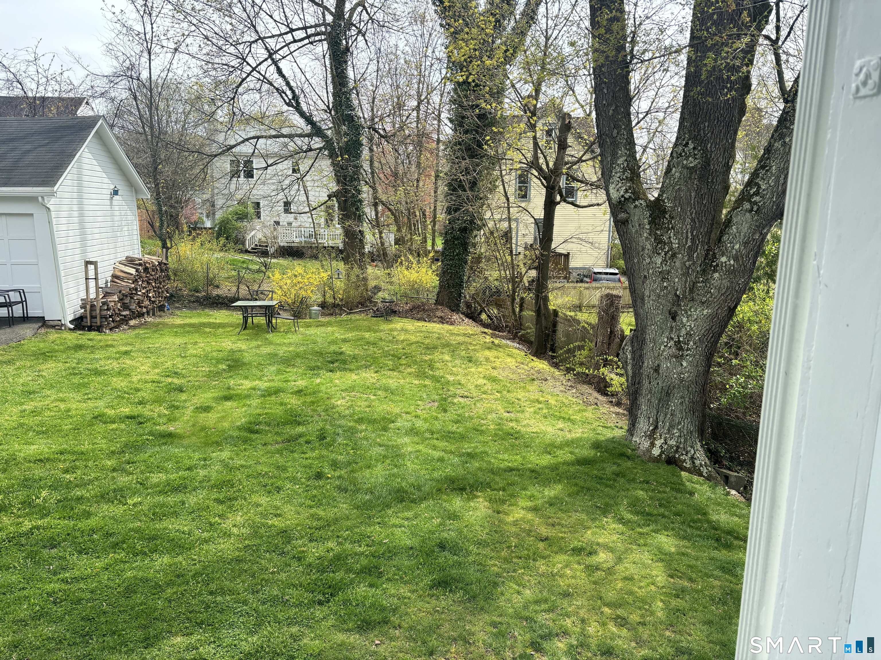 10 Glendenning Street, Unit RIGHT Norwalk, CT 06851 - Photo 12 of 21