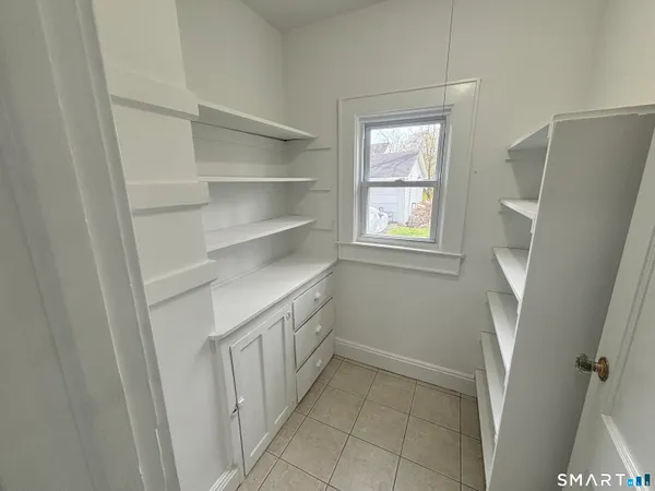 $3,500 | 10 Glendenning Street, Unit RIGHT, Norwalk, CT 06851