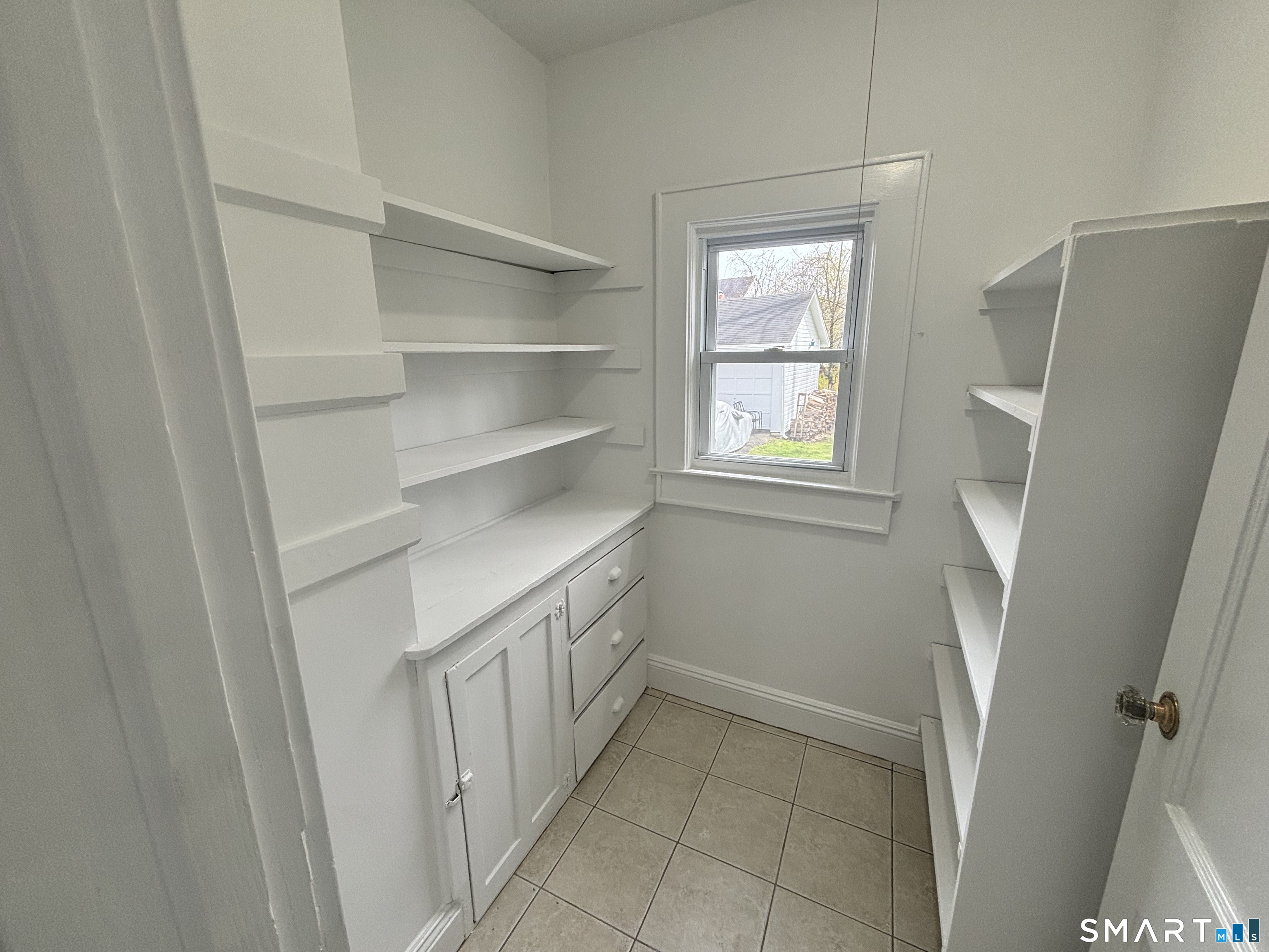 10 Glendenning Street, Unit RIGHT Norwalk, CT 06851 - Photo 10 of 21