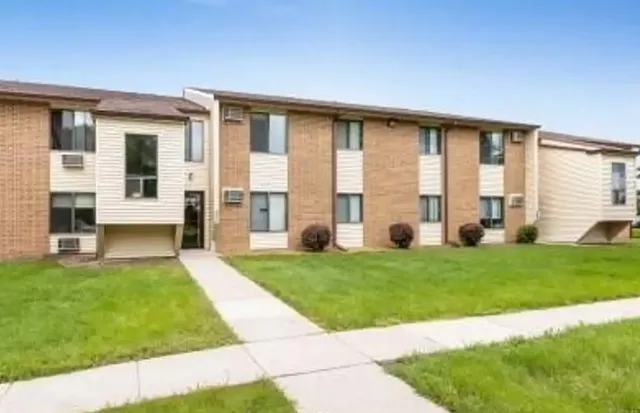 $760 | 1127 South Linn Street, Other, IA 50036