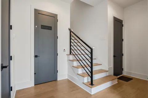 $1,349,800 | 2118 Cliff Drive, Unit D, Nashville, TN 37218