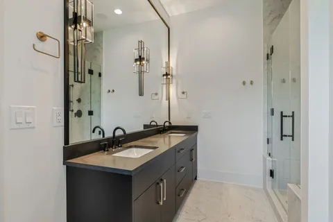 $1,349,800 | 2118 Cliff Drive, Unit D, Nashville, TN 37218