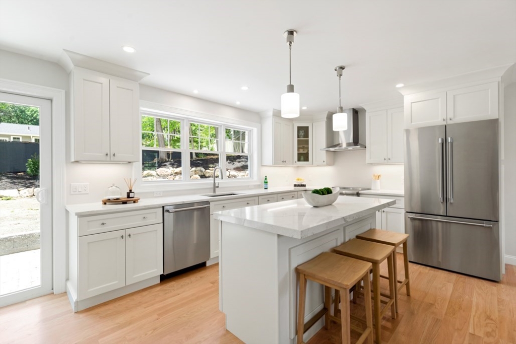 6 Longbow Road Lynnfield, MA 01940 - Photo 16 of 36