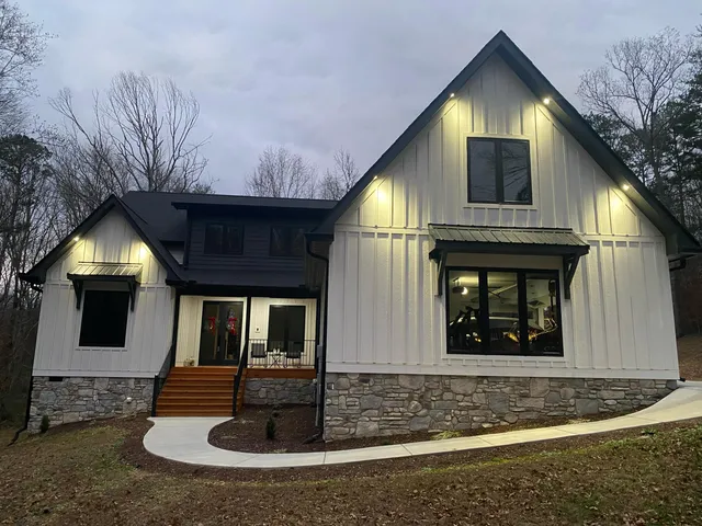 $725,000 | 505 Tanya Drive, Whitwell, TN 37397