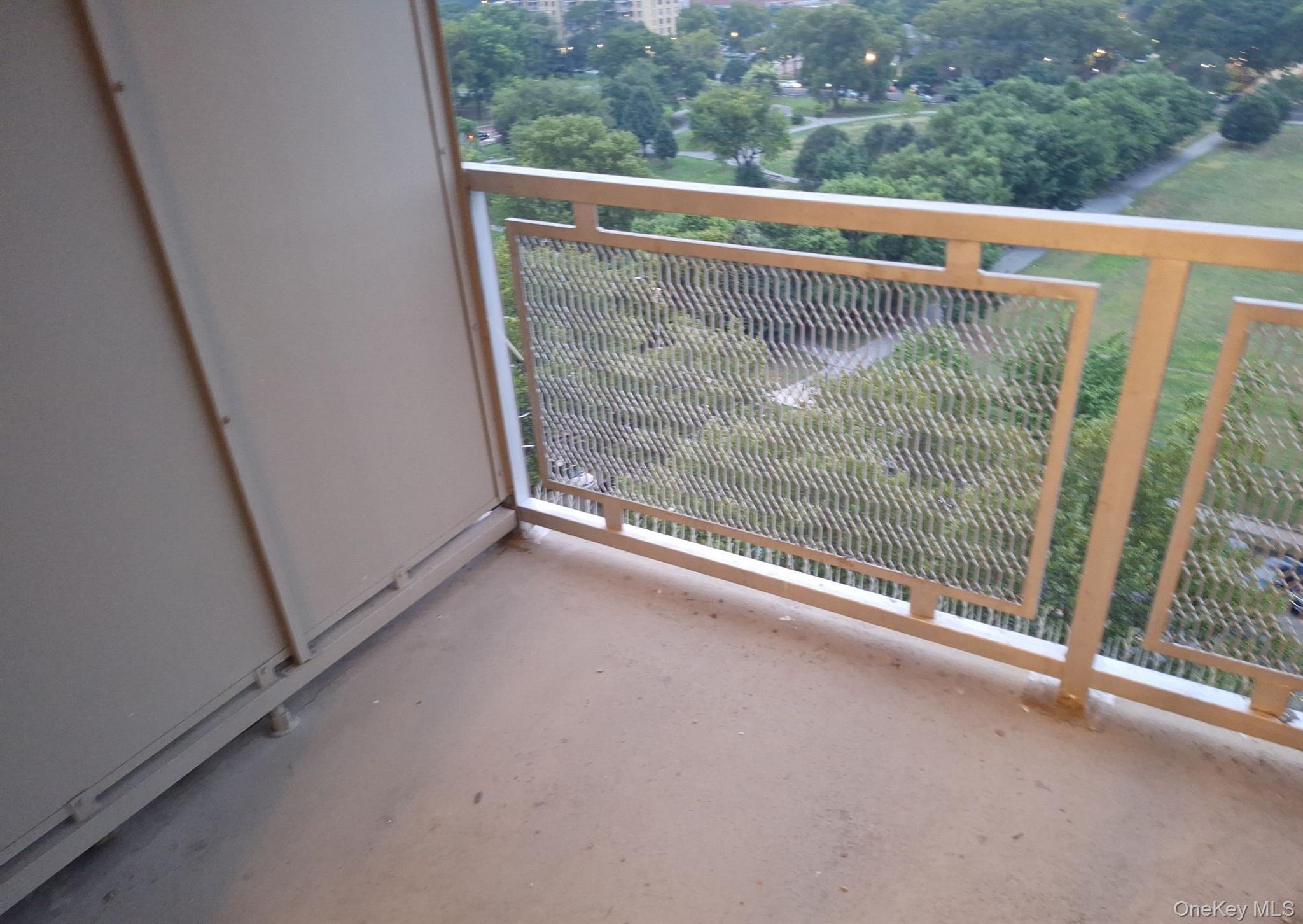 825 Morrison Avenue, Unit 12F Bronx, NY 10473 - Photo 13 of 15 a view of outdoor space with city view