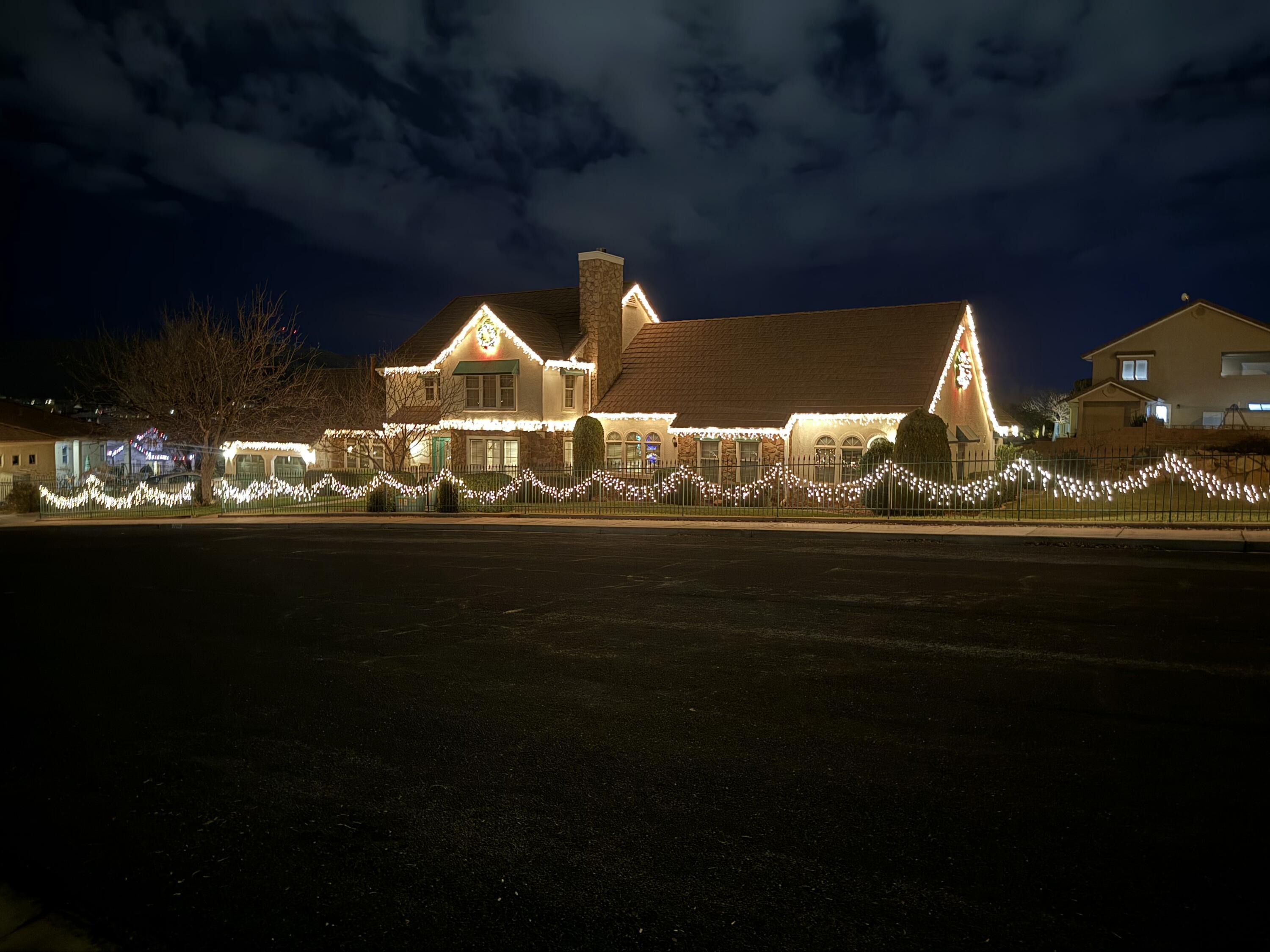 1690 South Pt Drive St. George, UT 84790 - Photo 59 of 77 All Lit Up For The Holiday
