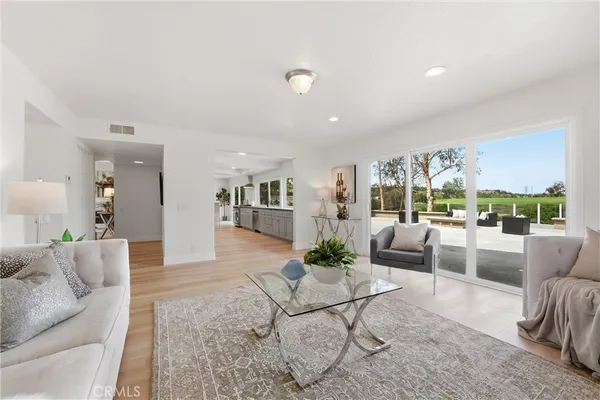 $1,899,999 | 26925 Via Grande, Mission Viejo, CA 92691