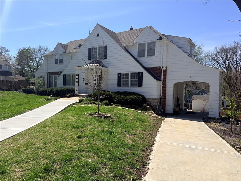 1410 South Broadway Street Leavenworth, KS 66048 - Photo 4 of 99