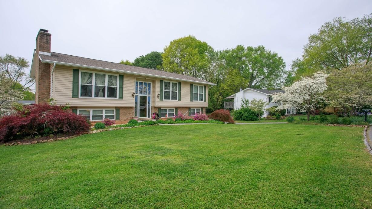 7721 Castlecomb Road Powell, TN 37849 - Photo 1 of 39 Welcome to 7721 Castlecomb
