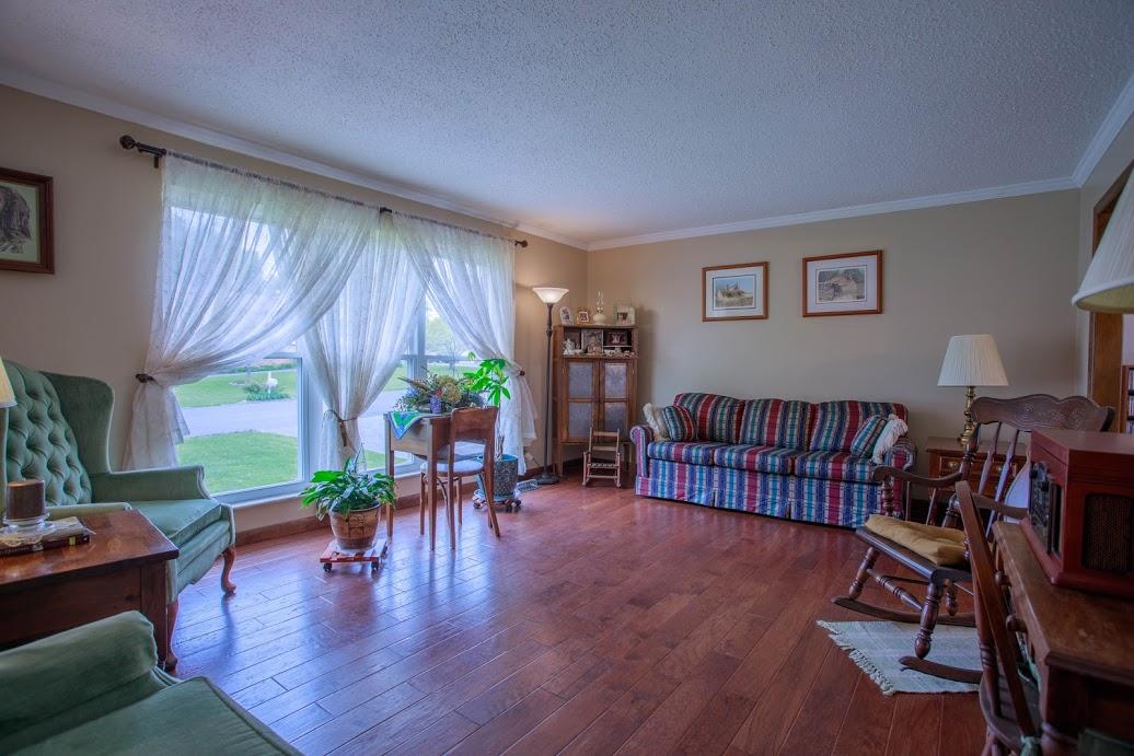 7721 Castlecomb Road Powell, TN 37849 - Photo 5 of 39 LR