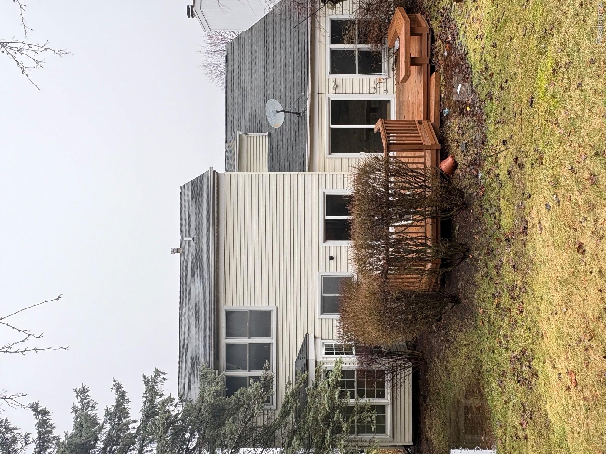 172 Parsons Lane Rochester, MI 48307 - Photo 2 of 24