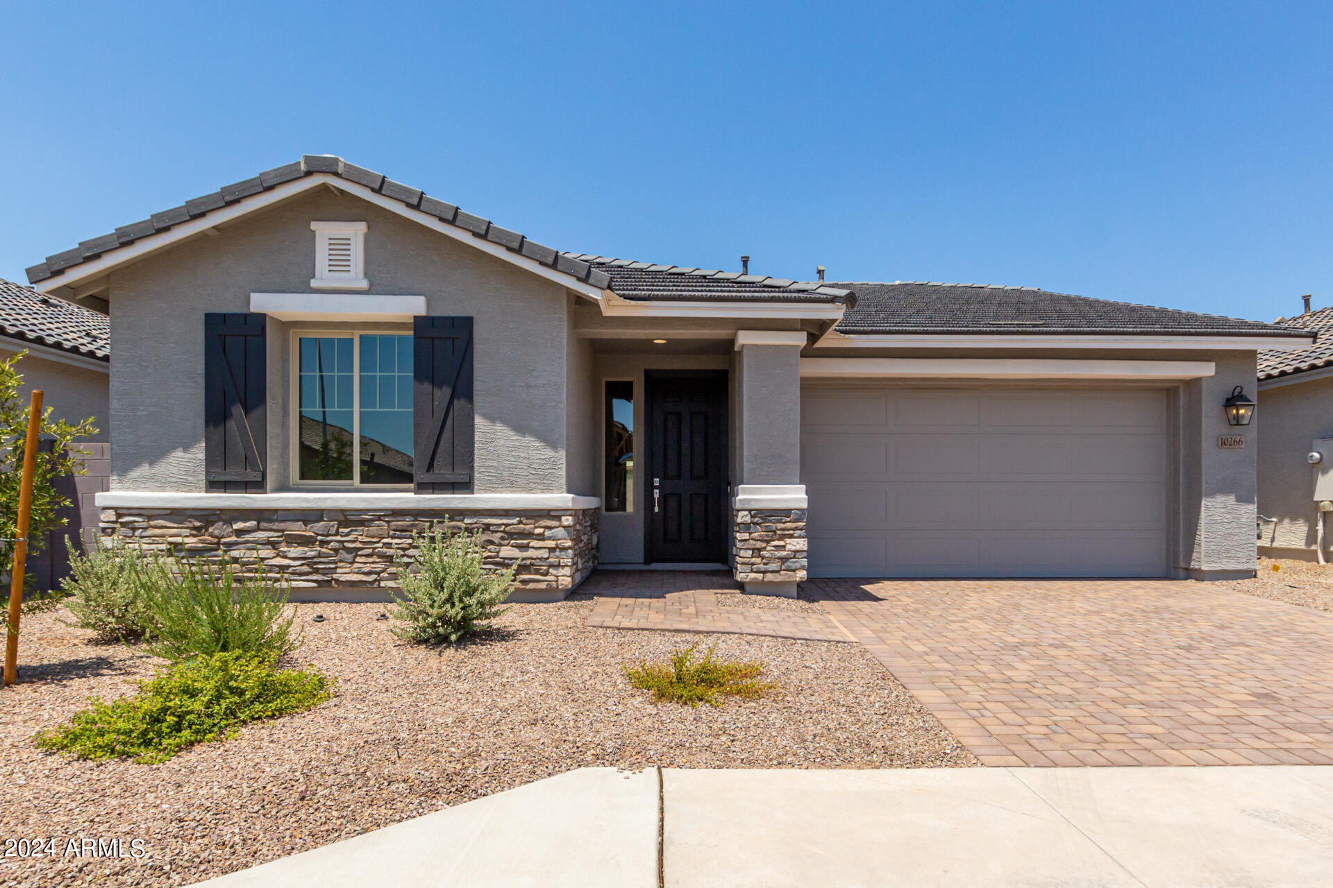 10266 West Piccadilly Road Avondale, AZ 85392 - Photo 2 of 32 0002-02 - Piccadilly