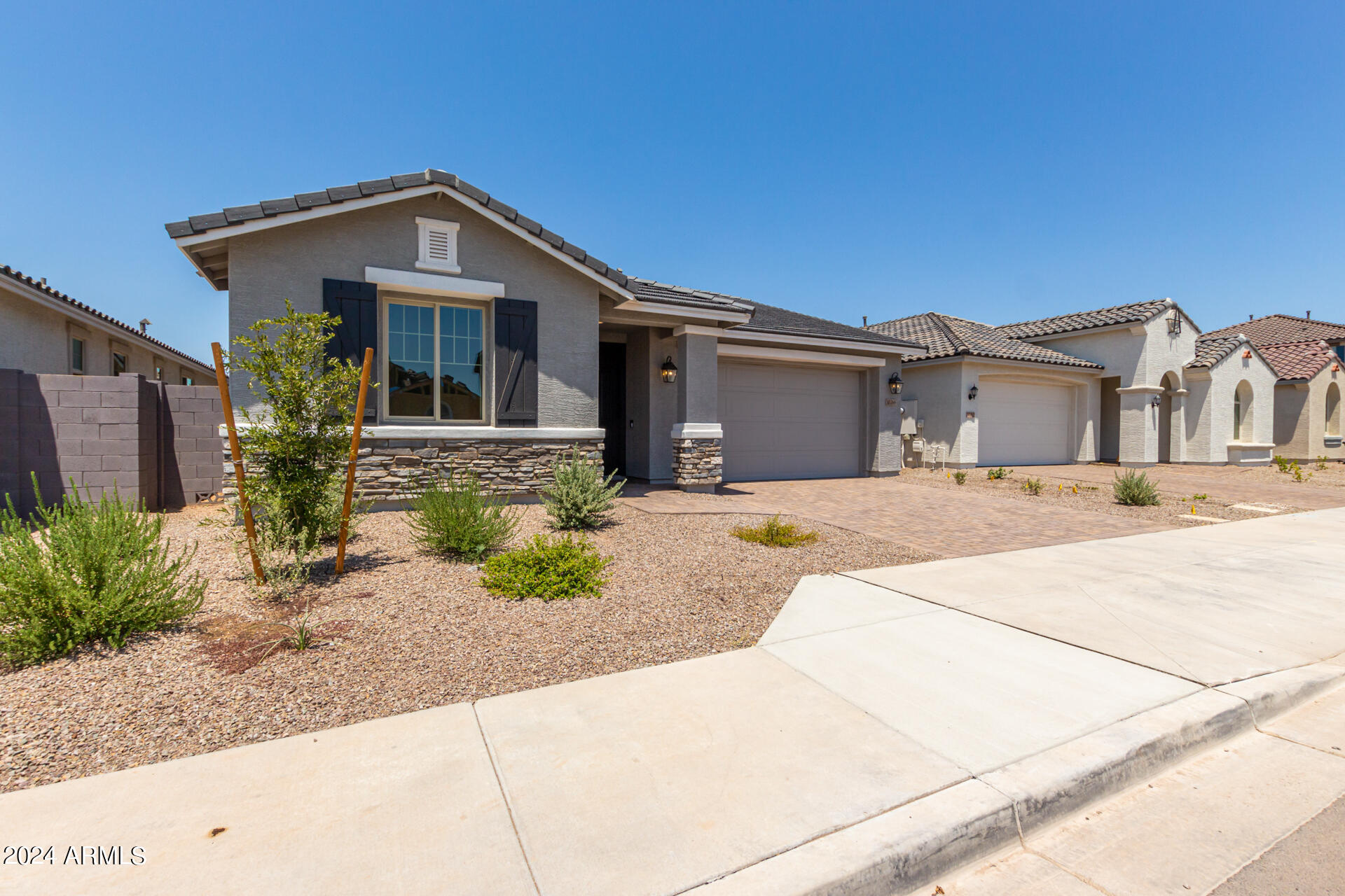 10266 West Piccadilly Road Avondale, AZ 85392 - Photo 3 of 32 0003-03 - Piccadilly