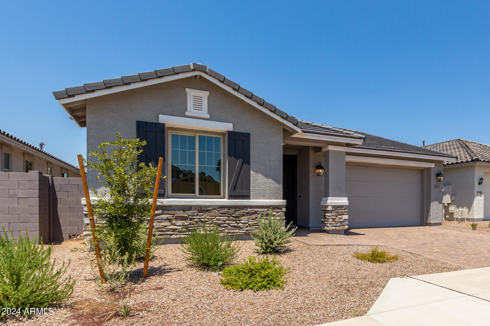 10266 West Piccadilly Road Avondale, AZ 85392 - Photo 4 of 32 0004-04 - Piccadilly
