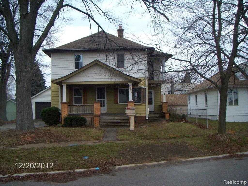 1806 Riverside Drive Port Huron, MI 48060 - Photo 1 of 12 Front