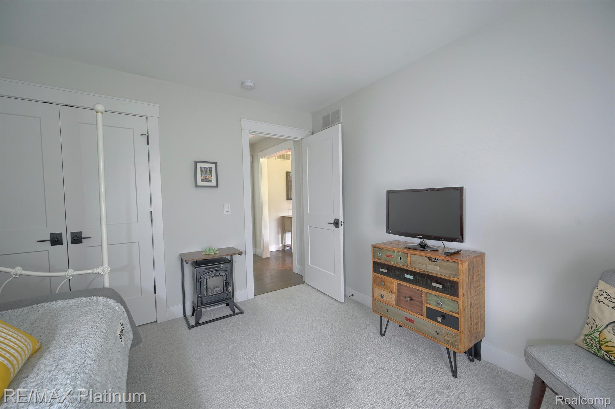 9144 Big Lake Road Clarkston, MI 48346 - Photo 23 of 33 Gallery Image 23