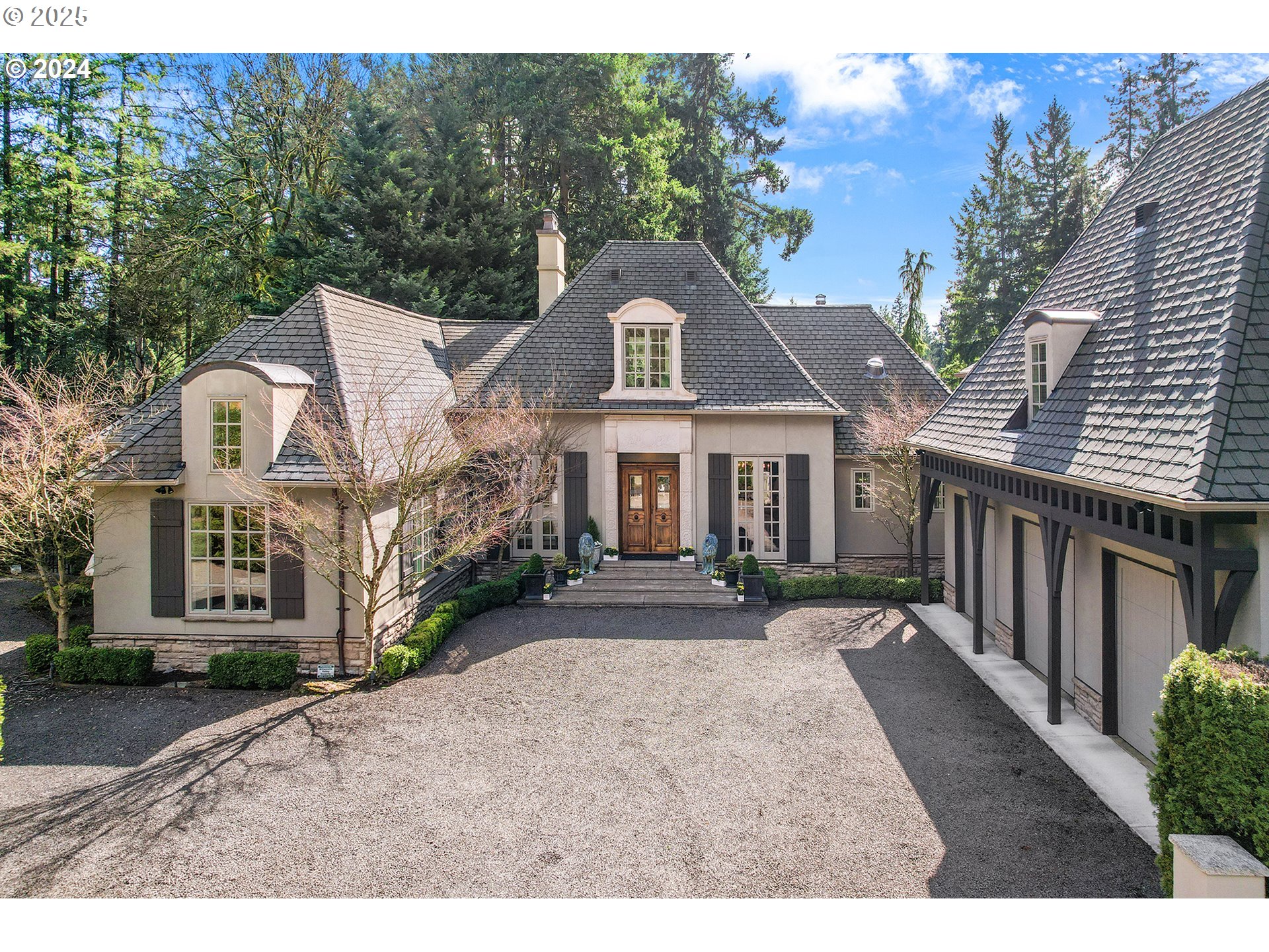 1098 Chandler Road Lake Oswego, OR 97034 - Photo 1 of 48 Gallery Image 1