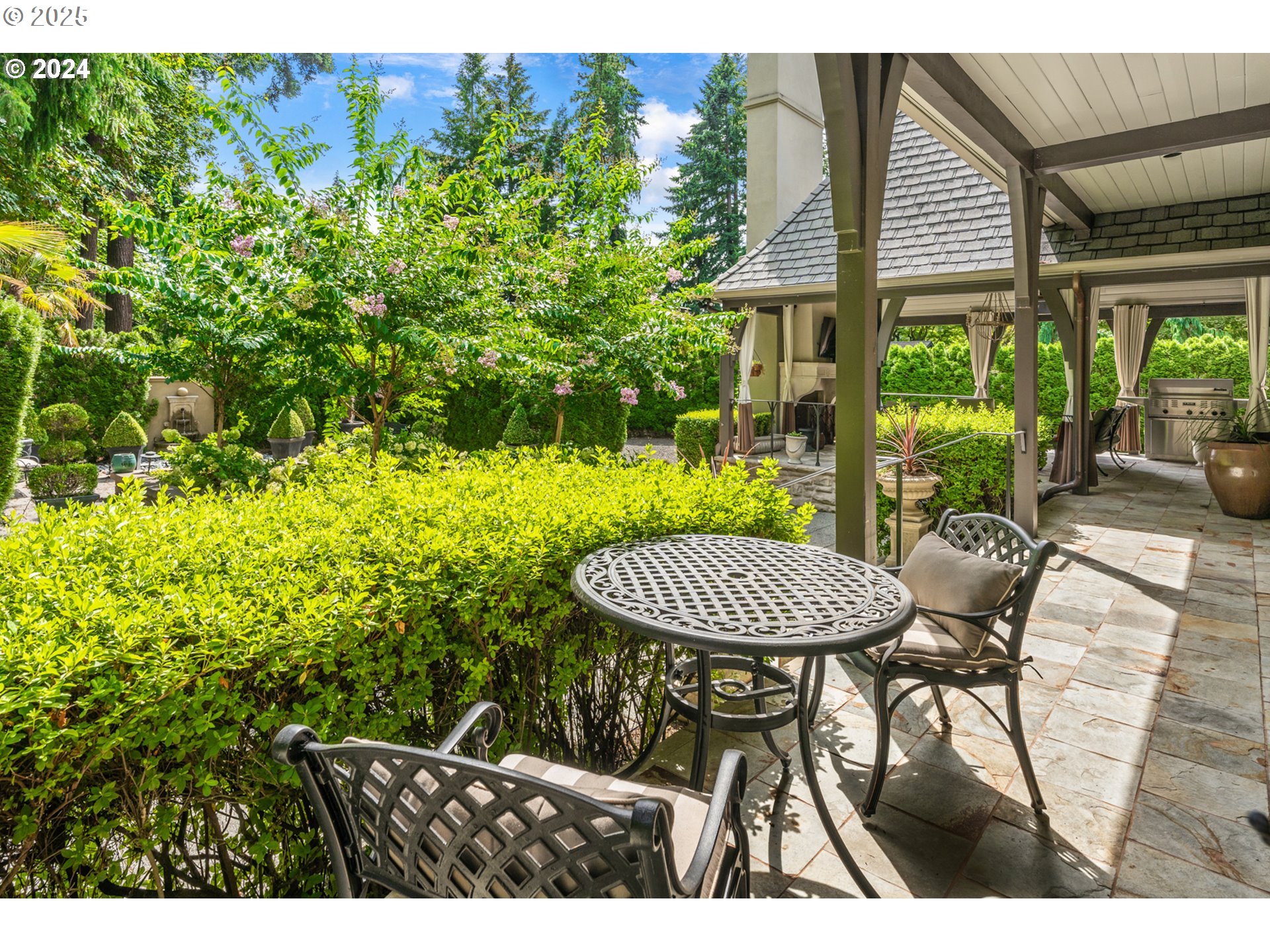 1098 Chandler Road Lake Oswego, OR 97034 - Photo 17 of 48 Gallery Image 17