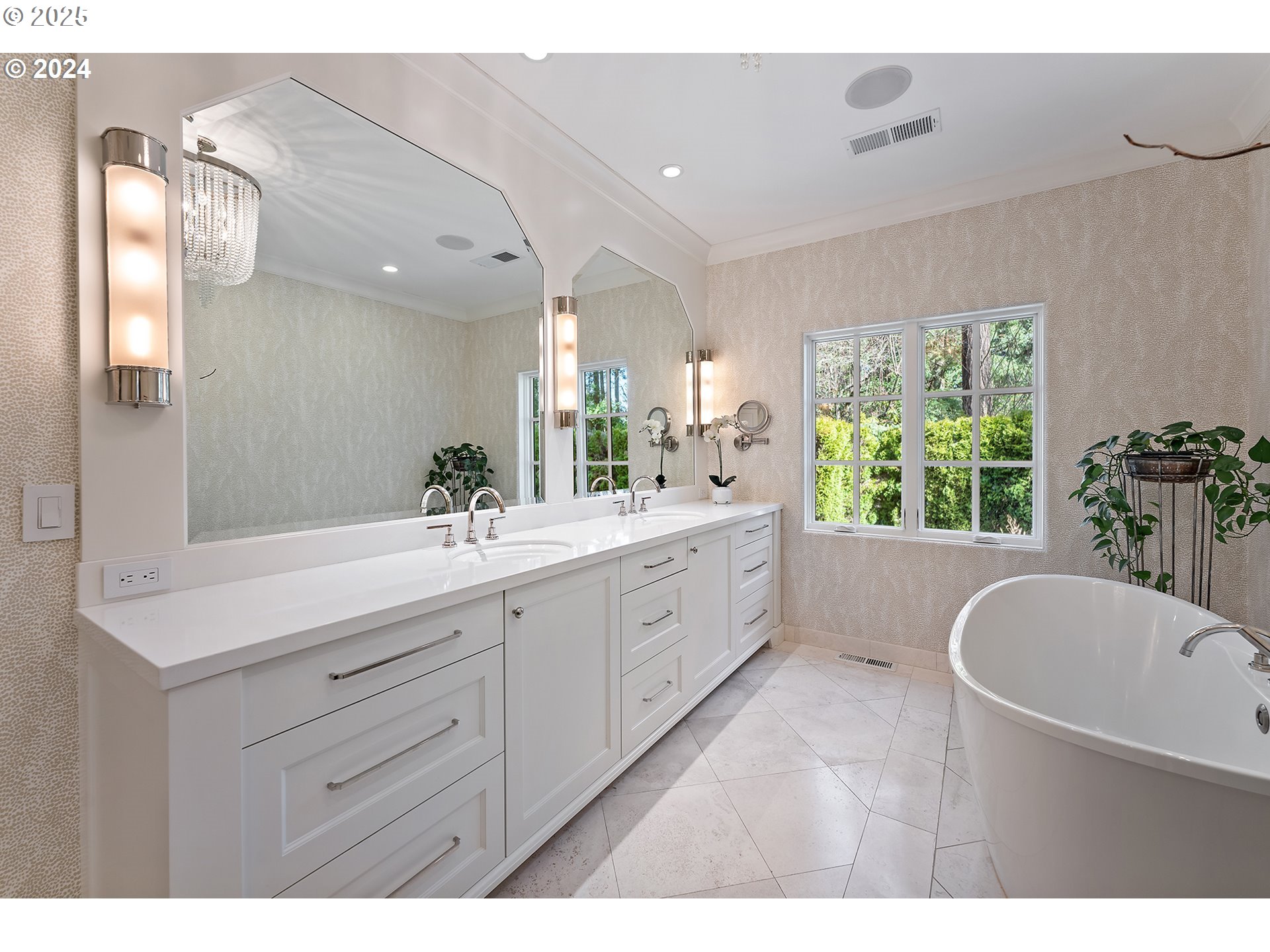 1098 Chandler Road Lake Oswego, OR 97034 - Photo 18 of 48 Gallery Image 18