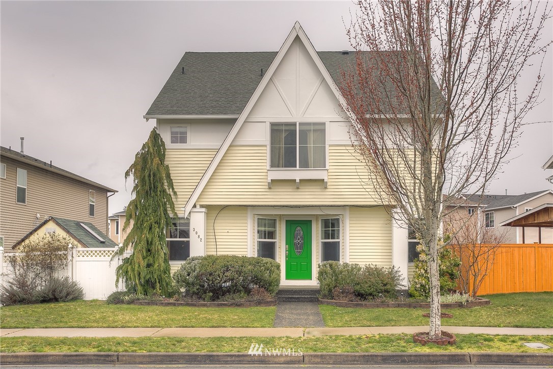 3082 Walker Road DuPont, WA 98327 - Photo 1 of 20