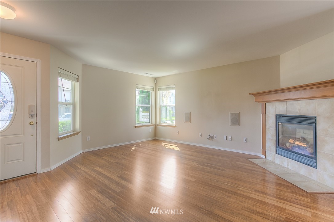 3082 Walker Road DuPont, WA 98327 - Photo 2 of 20