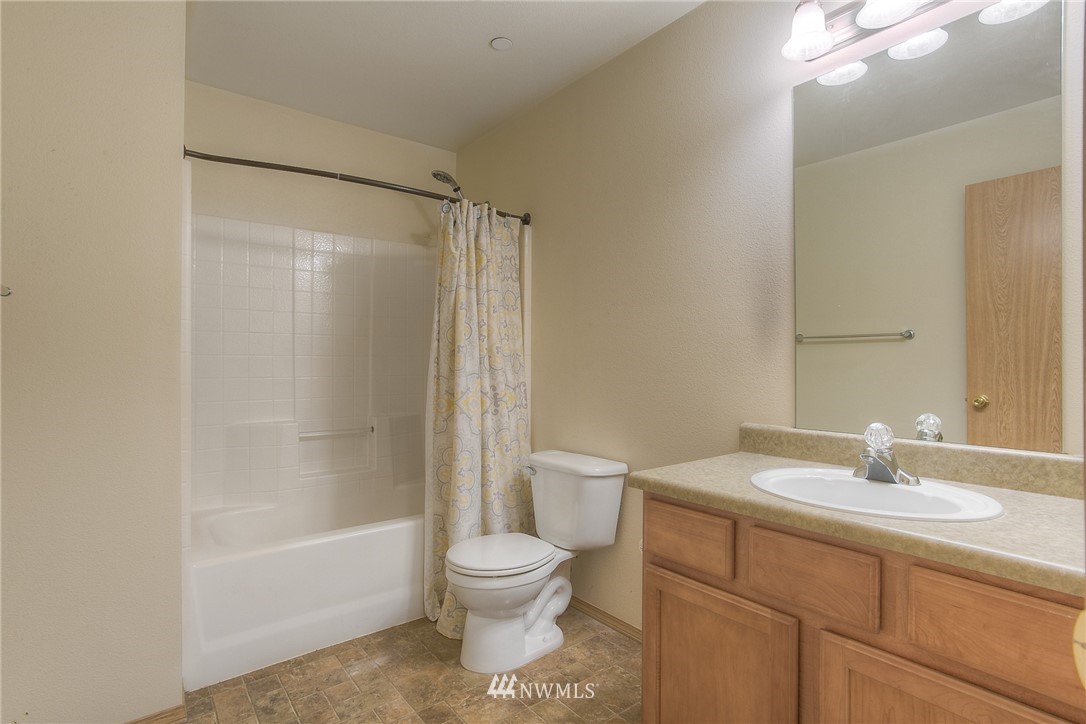 3082 Walker Road DuPont, WA 98327 - Photo 17 of 20