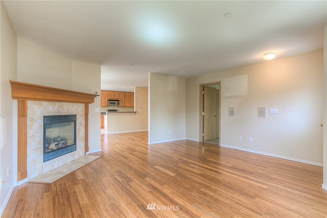 3082 Walker Road DuPont, WA 98327 - Photo 3 of 20