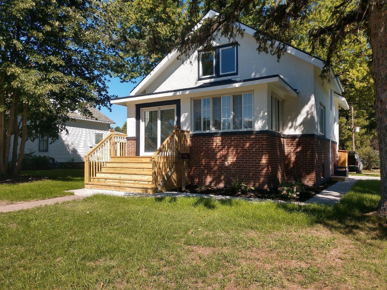 310 West Central Street Springfield, MN 56087 - Photo 1 of 13 Gallery Image 1